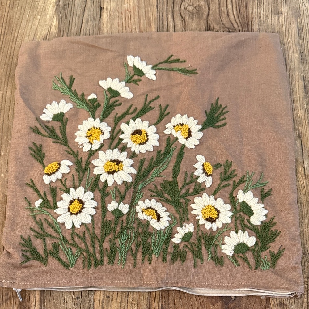 Handmade Floral Embroidered Vintage Daisy Decorative Pillow Cover 14"x14"
